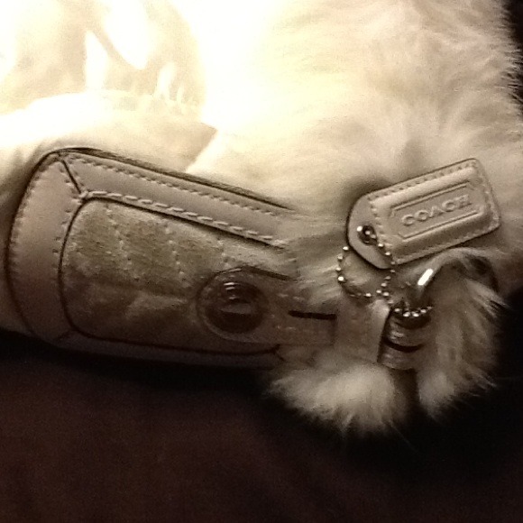 White Fur Coach Bag - Picture 3 of 4
