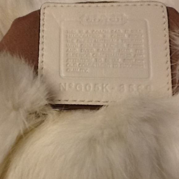 White Fur Coach Bag - Picture 4 of 4