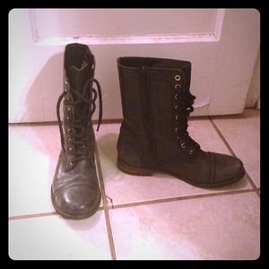 Steve Madden military boots