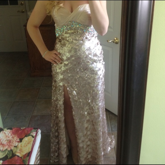 Prom dress