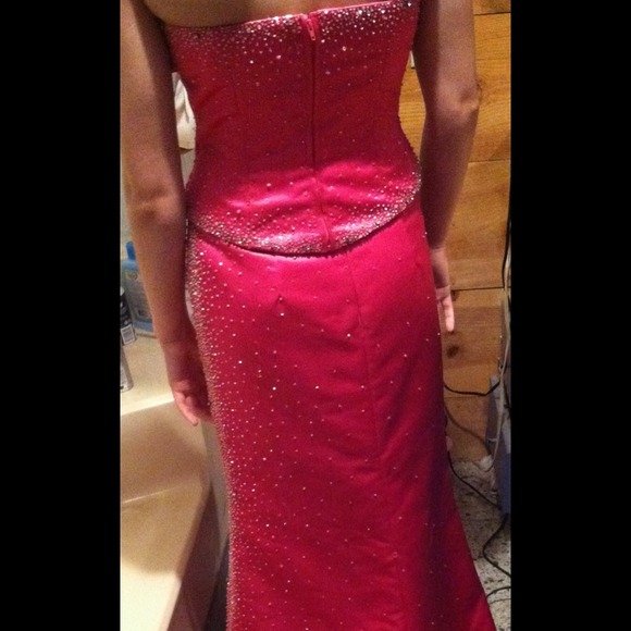 Hot Pink Formal dress - Picture 4 of 4