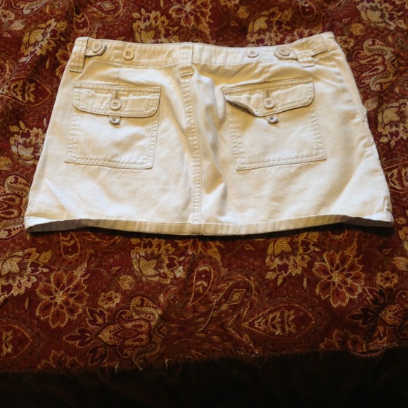 Khaki mini skirt - Picture 2 of 4