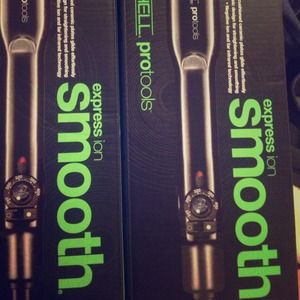 Paul Mitchell Protools Flatirons