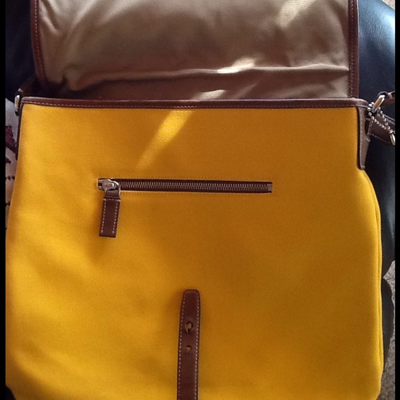 COACH MESSENGER BAG🎀🎀🐸 - Picture 3 of 4