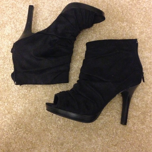 Black heels