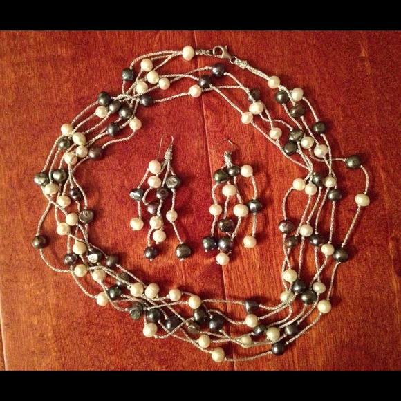 💥SOLD💥Pearl Set, Maxi Dress & French Capris