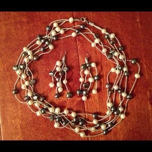 💥SOLD💥Pearl Set, Maxi Dress & French Capris