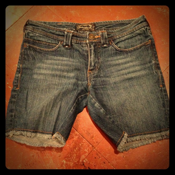 SOLD!! Seven denim cutoffs