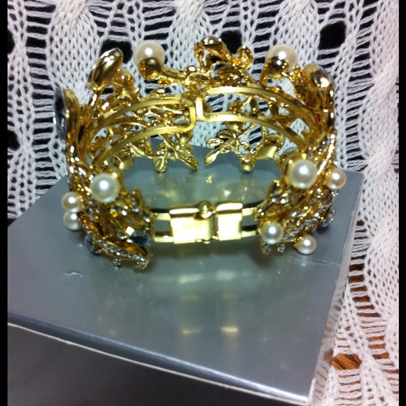 Bracelet - Picture 2 of 2