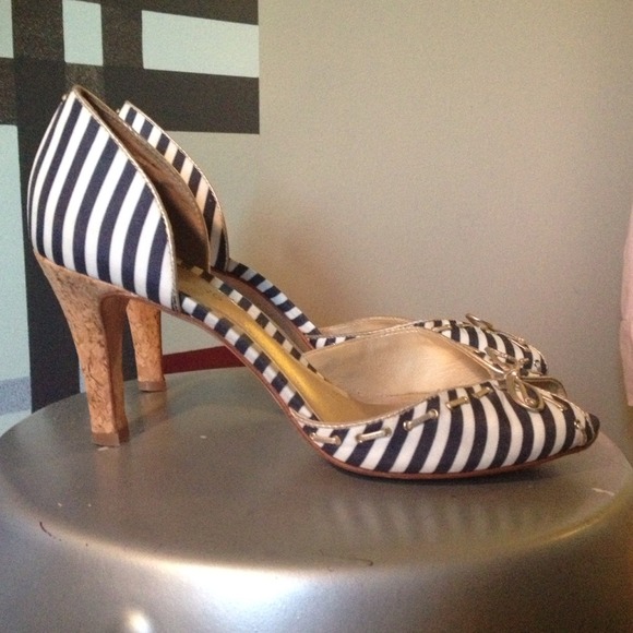 The PERFECT nautical heel!!! Arturo Chang sz 7.5 - Picture 4 of 4