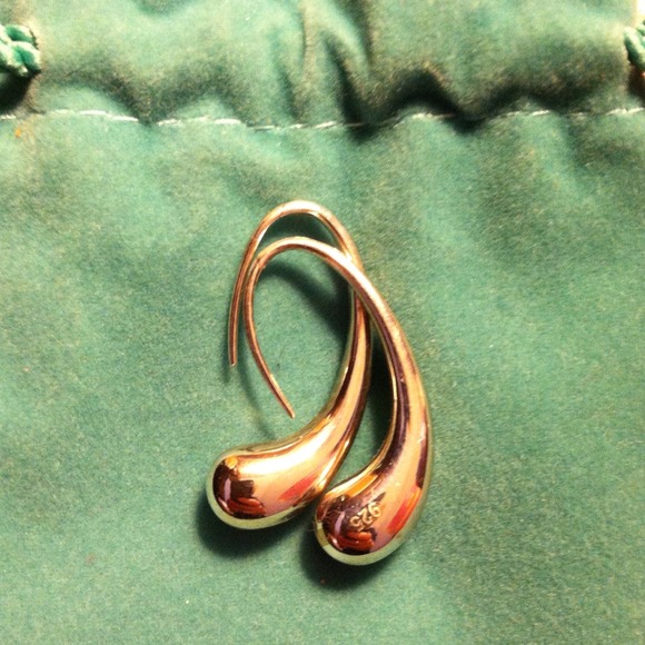Tiffany "inspired" sterling teardrop earrings