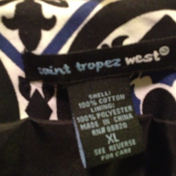 Crop Style Jacket with embellishments - Picture 2 of 4