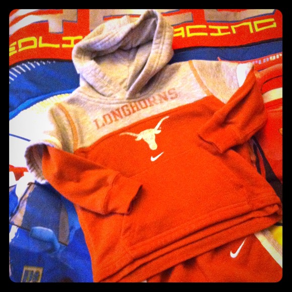 Toddlers Nike sweatsuit