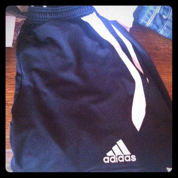 Adidas runnin shorts - Picture 1 of 1