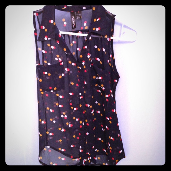 Sheer navy sleeveless shirt with collar