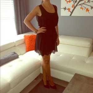 💋SOLD IN BUNDLE💋Issi black dress