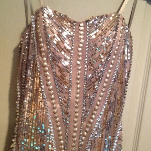 Stunning vintage look muted dramatic stress