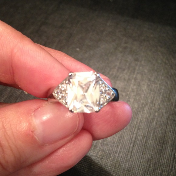 Jewelry. - Picture 2 of 2
