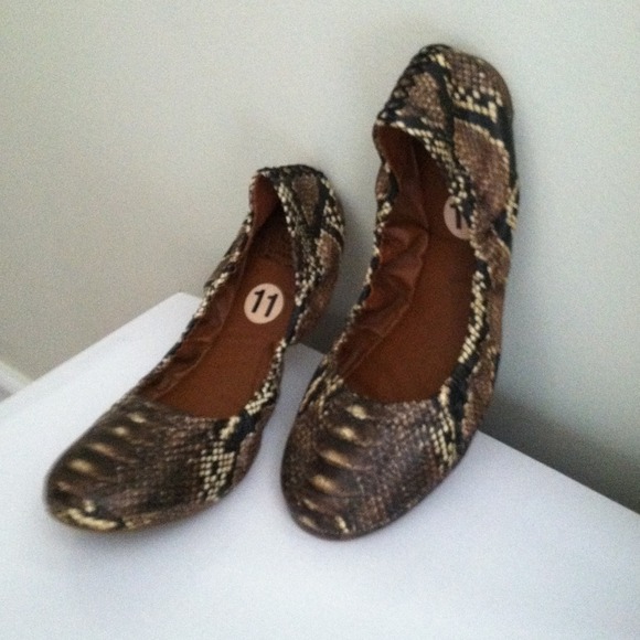 $$ REDUCED $$ Snake skin flats