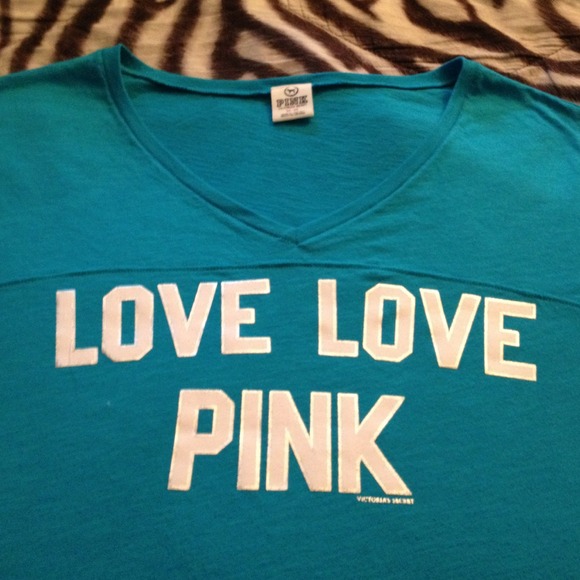 🚫Sold🚫VICTORIA'S SECRET SHIRT