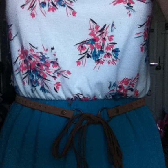 Sun dress! Adorable! - Picture 2 of 3