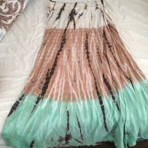 ✂Price cut!! Tie die floor length skirt