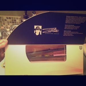 Jose Eber signature series straight iron