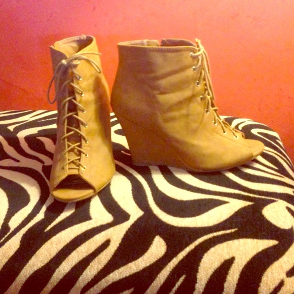Lace up, peep toe wedges