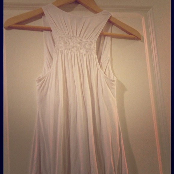 Racerback bloused white top ☺💪