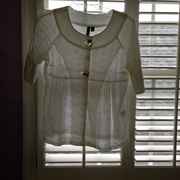 White top