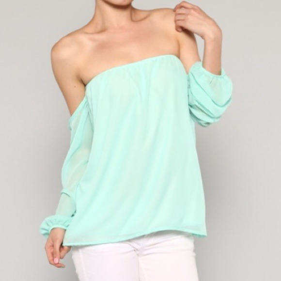 Tops - Mint off the shoulder top