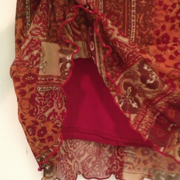 ***Sold in Bundle*** Cute boho skirt - Picture 3 of 3