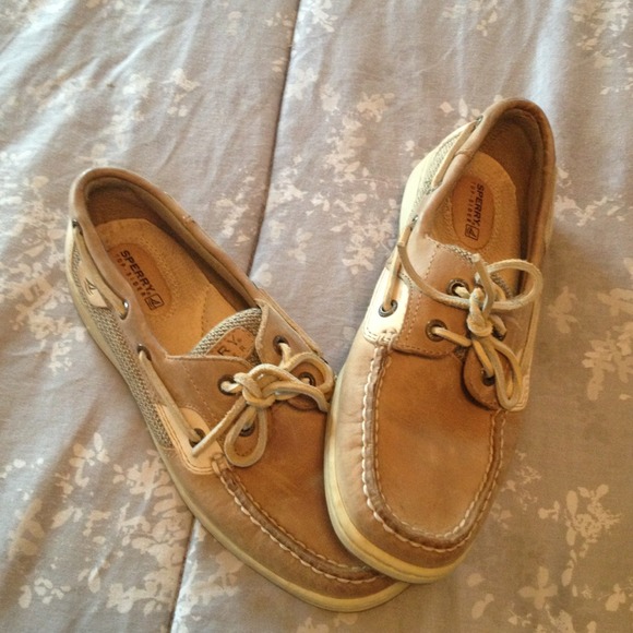 Tan sperrys