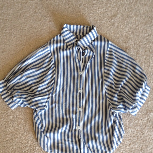 Stripped blue and white high cut shirt. - Picture 3 of 4