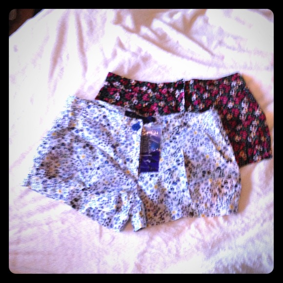 2 pair of Miley Cyrus floral shorts