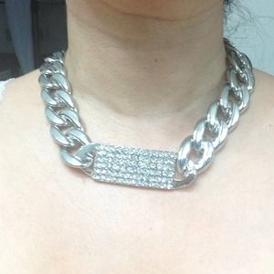 ID sparkly Necklace w/matching earrings
