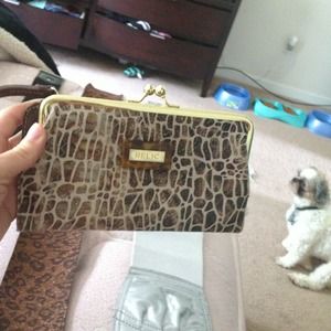 Bundle for two wallets.