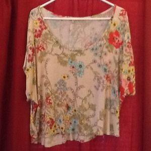 Floral Short Sleeve Top