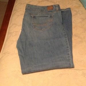 Size 18 AE favorite boyfriend jeans