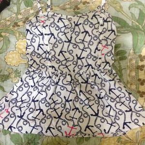 EUC Lilly Gardenia top