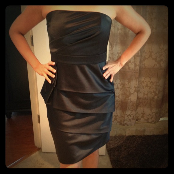 White house Black Market black  cocktail  dress