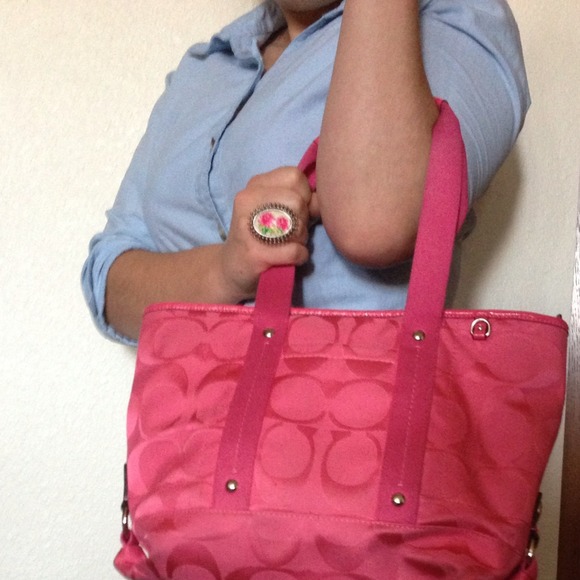 Authentic Coach Purse •reduced•