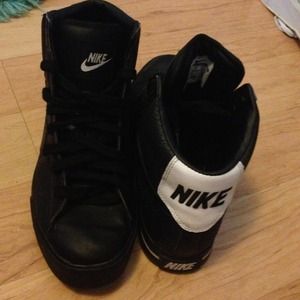 💢Reduced💢Nike high tops unisex 8