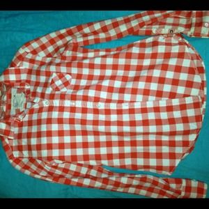 Long sleeve American Eagle shirt