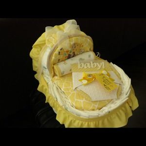 Baby Shower Gift Diaper Cake Bassinet Giraffe