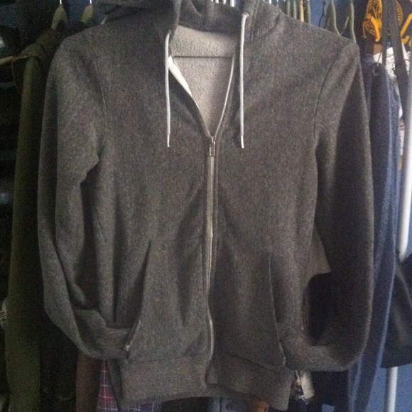AA size: xs (grey) hoodie