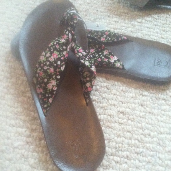 Sold! - Picture 3 of 3