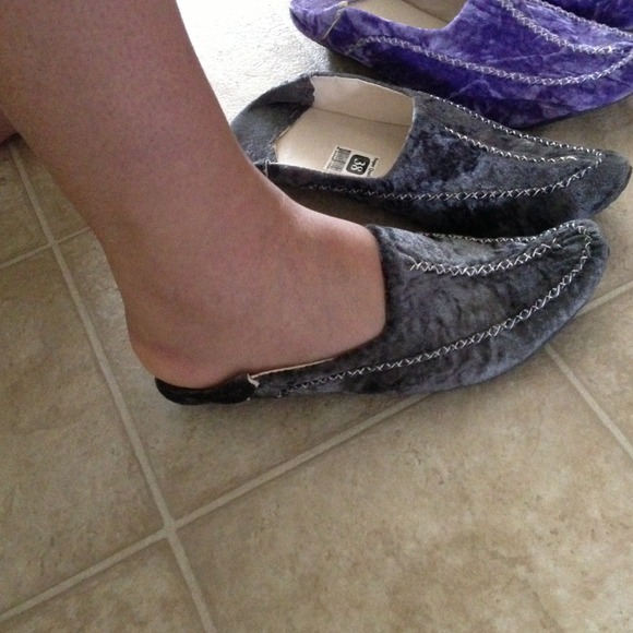 ***Reduced***Shoes - Picture 3 of 3