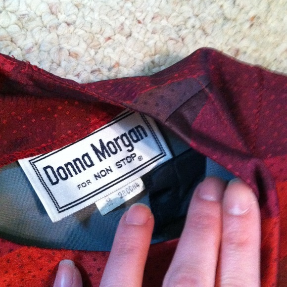 ❌Sold in Bundle❌Vintage Donna Morgan Dress - Picture 2 of 3