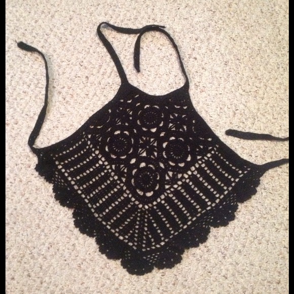 backless crochet bikini top😄